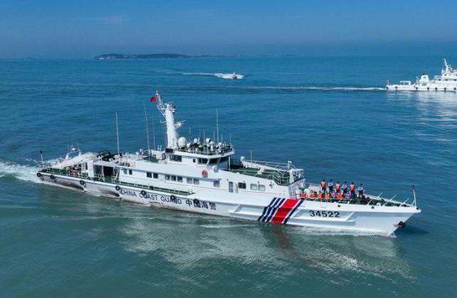 习近平会见白俄罗斯总统卢卡申科