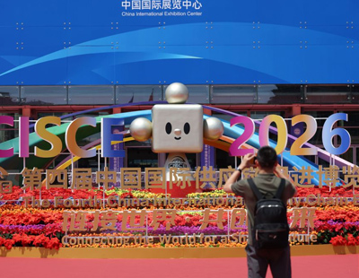 去年1月至今年5月，全国检察机关对毒品案件提出二审和再审抗诉300余件